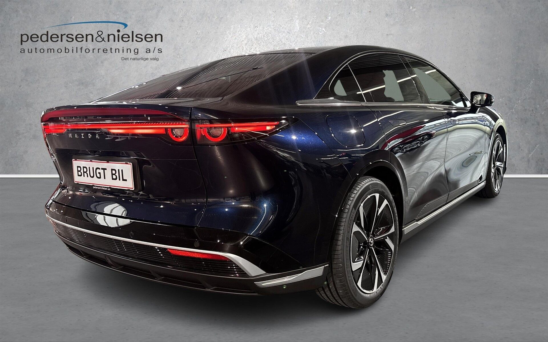 Blå Mazda 6e fra 2026