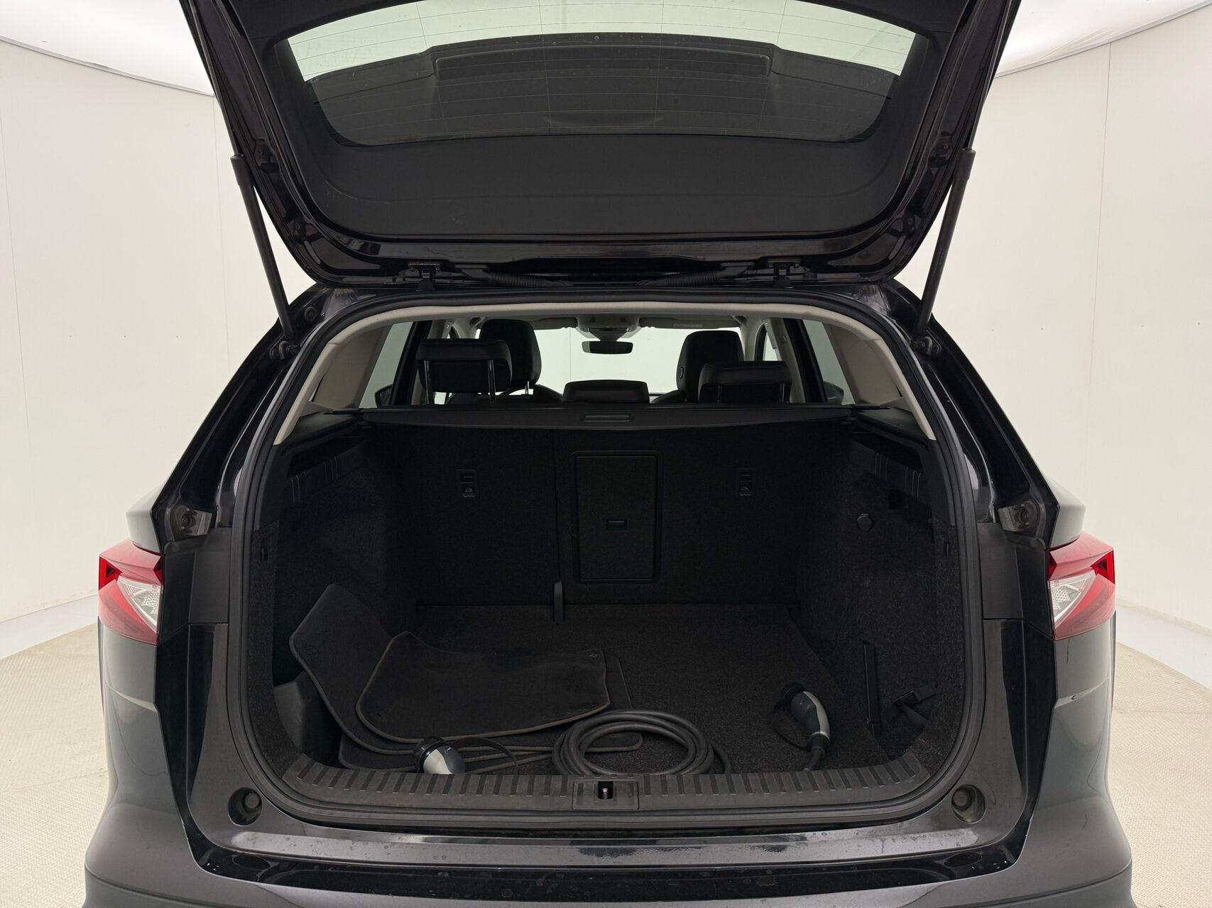 Sort Skoda Enyaq fra 2021