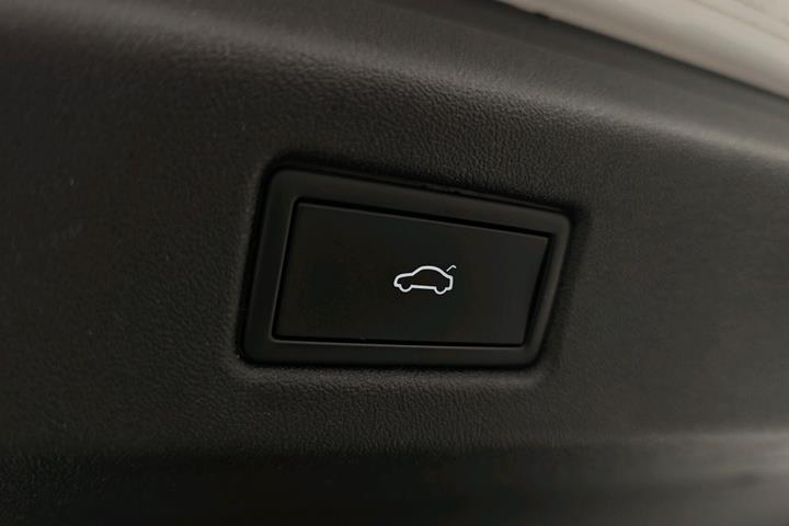 Hvid VW ID.7 fra 2024