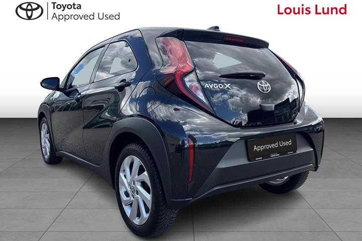 Sort Toyota Aygo X fra 2022