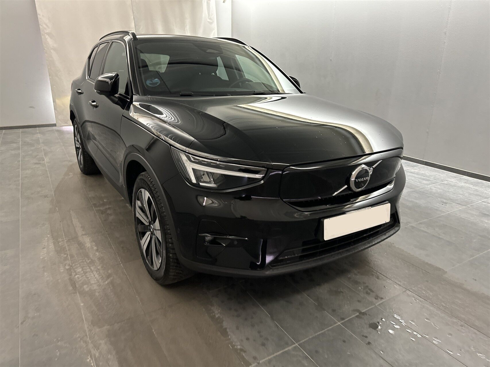 Sort Volvo XC40 fra 2023