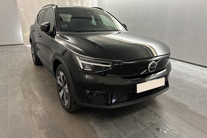 Sort Volvo XC40 fra 2023