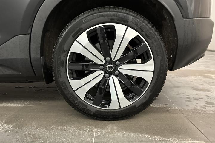 Sort Volvo XC40 fra 2023