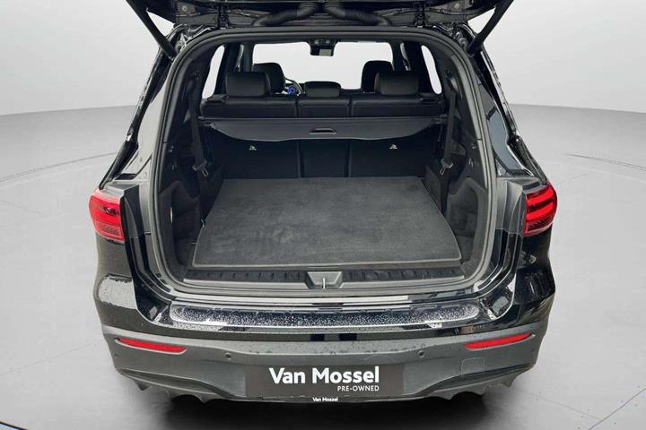 Sort Mercedes EQB 250+ fra 2025