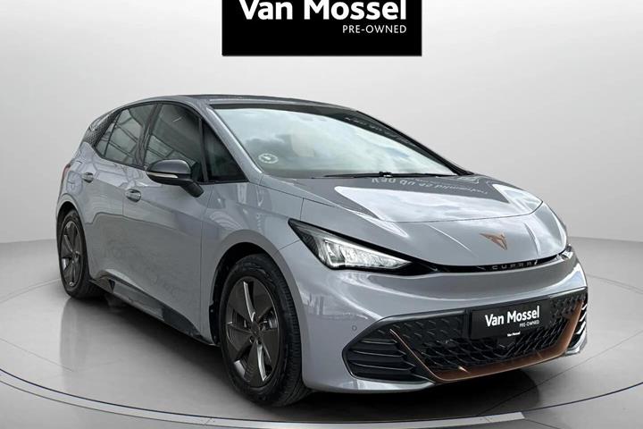 Grå Cupra Born fra 2023