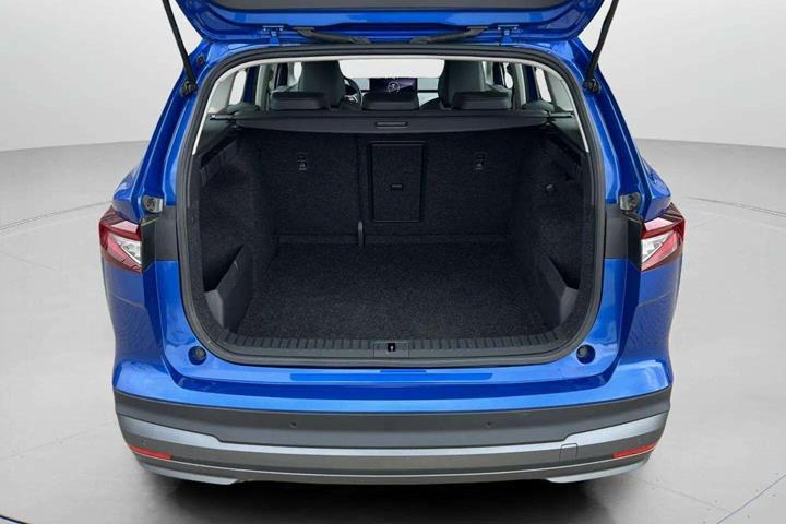 Blå Skoda Enyaq fra 2023