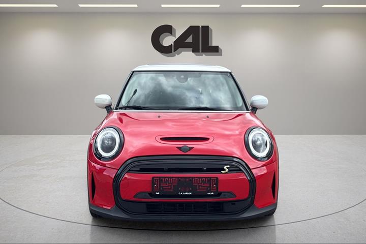 Hvid Mini Cooper fra 2022