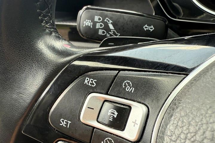 undefined VW Touran fra 2017