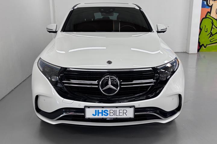 Hvid Mercedes EQC400 fra 2020