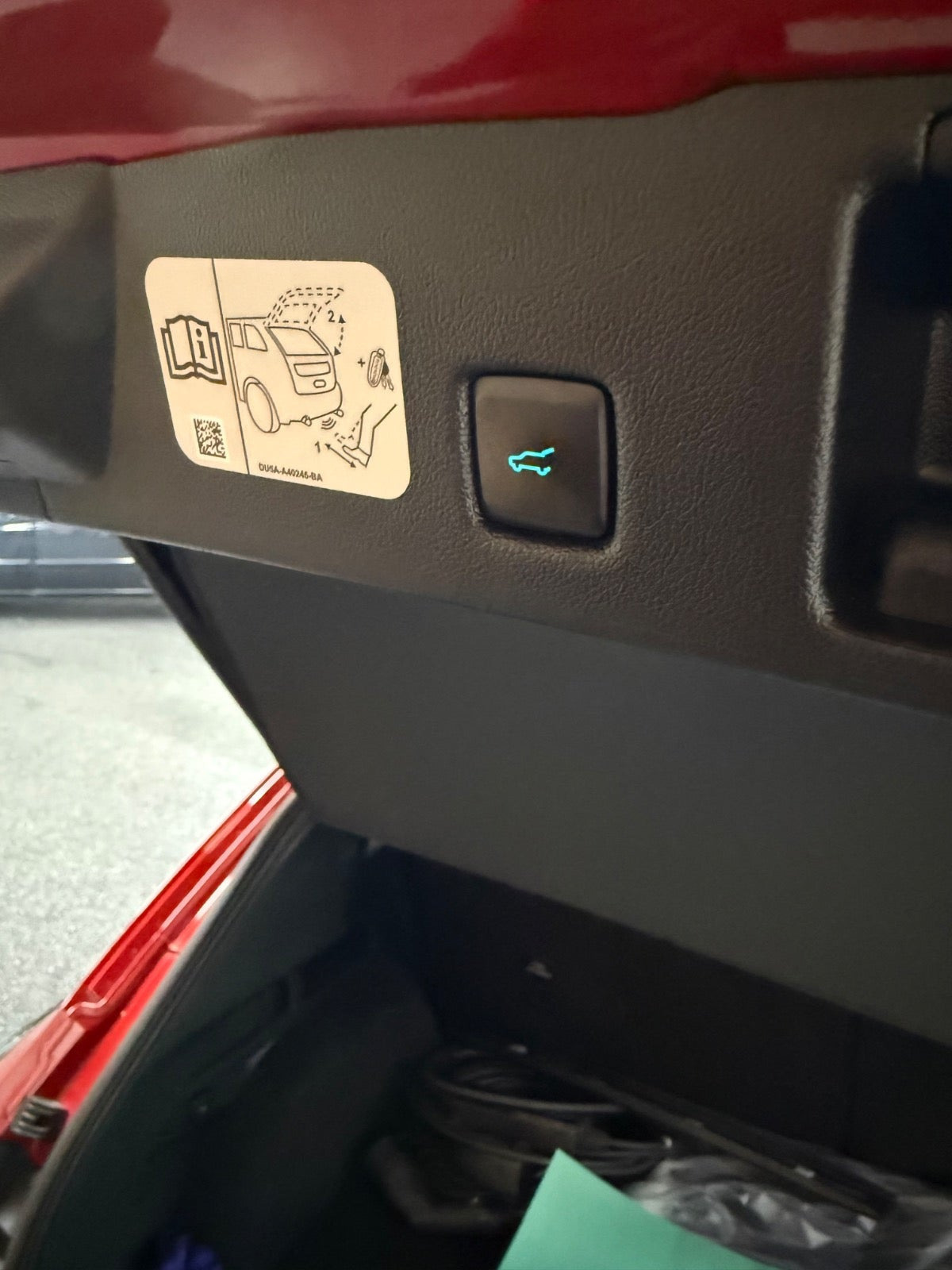 Rød Ford Kuga fra 2021