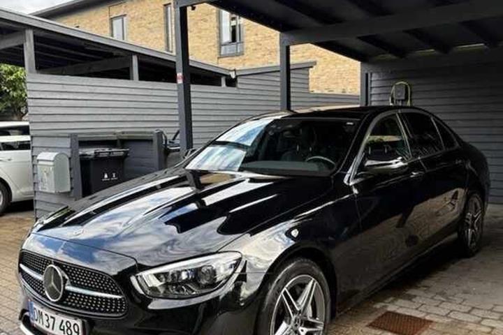 Sort Mercedes E300 e fra 2022