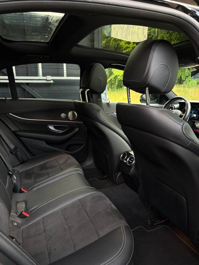 Sort Mercedes E300 e fra 2022