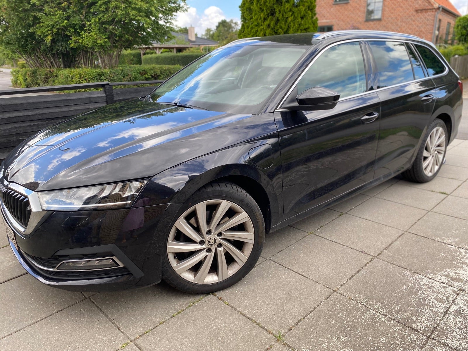 Skoda Octavia 1,4 TSi iV Plus Combi DSG