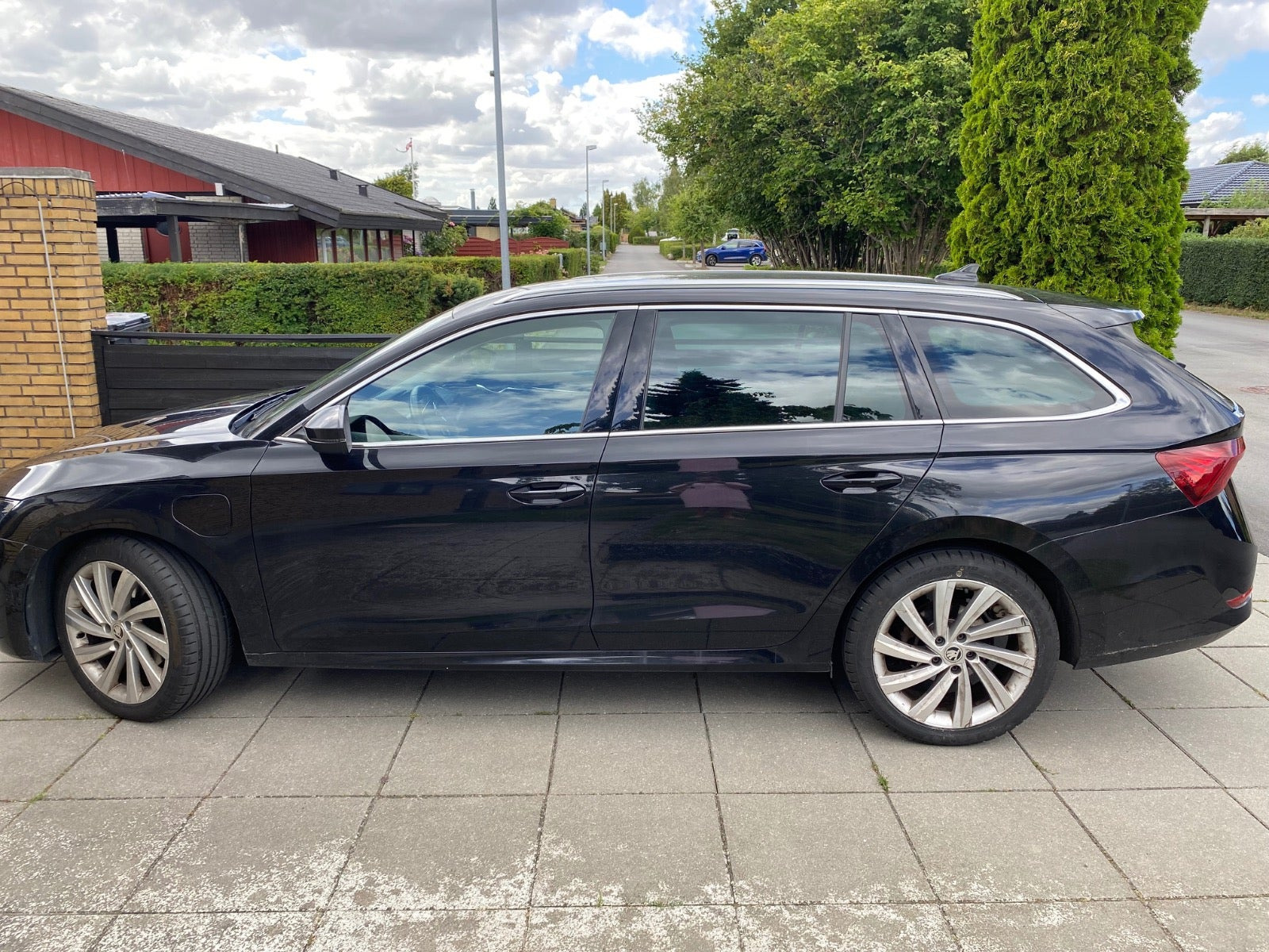Sort Skoda Octavia fra 2021