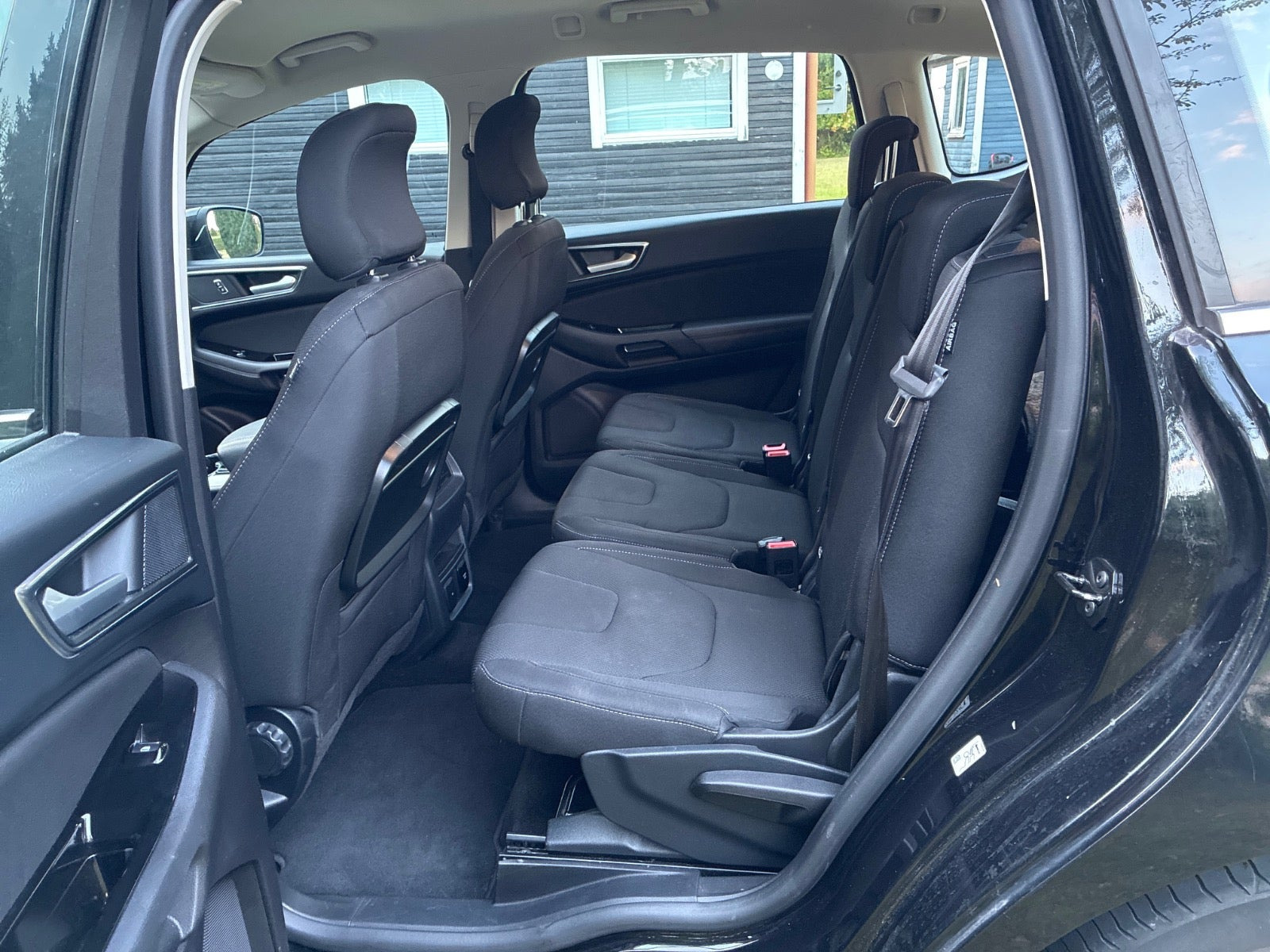 Sort Ford S-MAX fra 2020