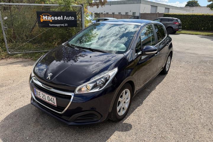 Grøn Peugeot 208 fra 2016
