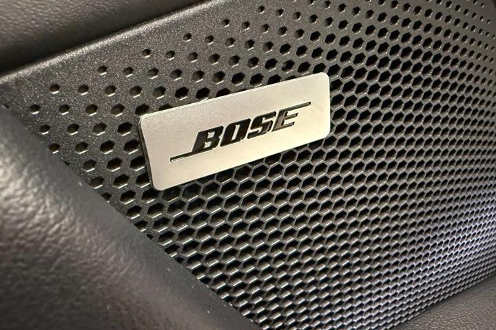 Grå Porsche Taycan fra 2022