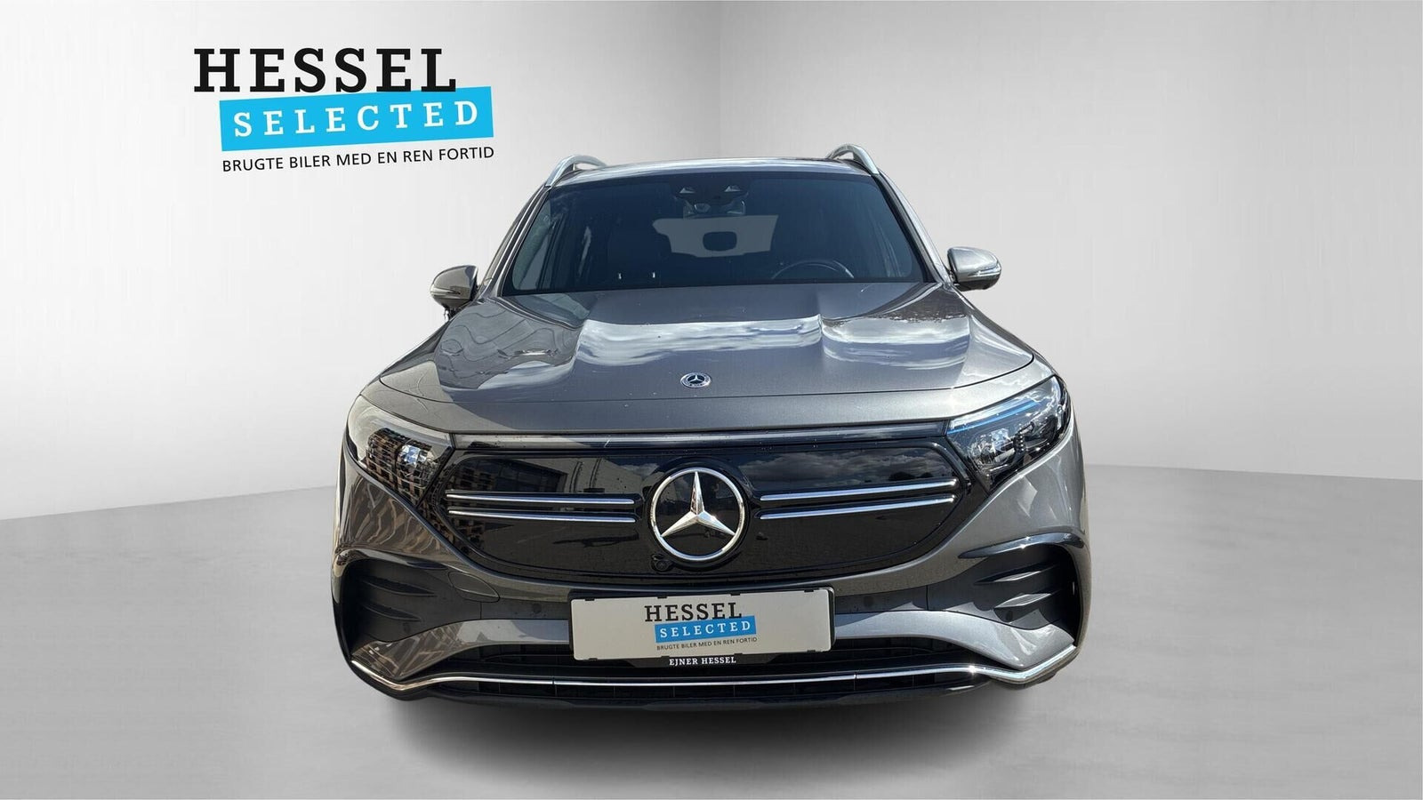 Grå Mercedes EQB350 fra 2023