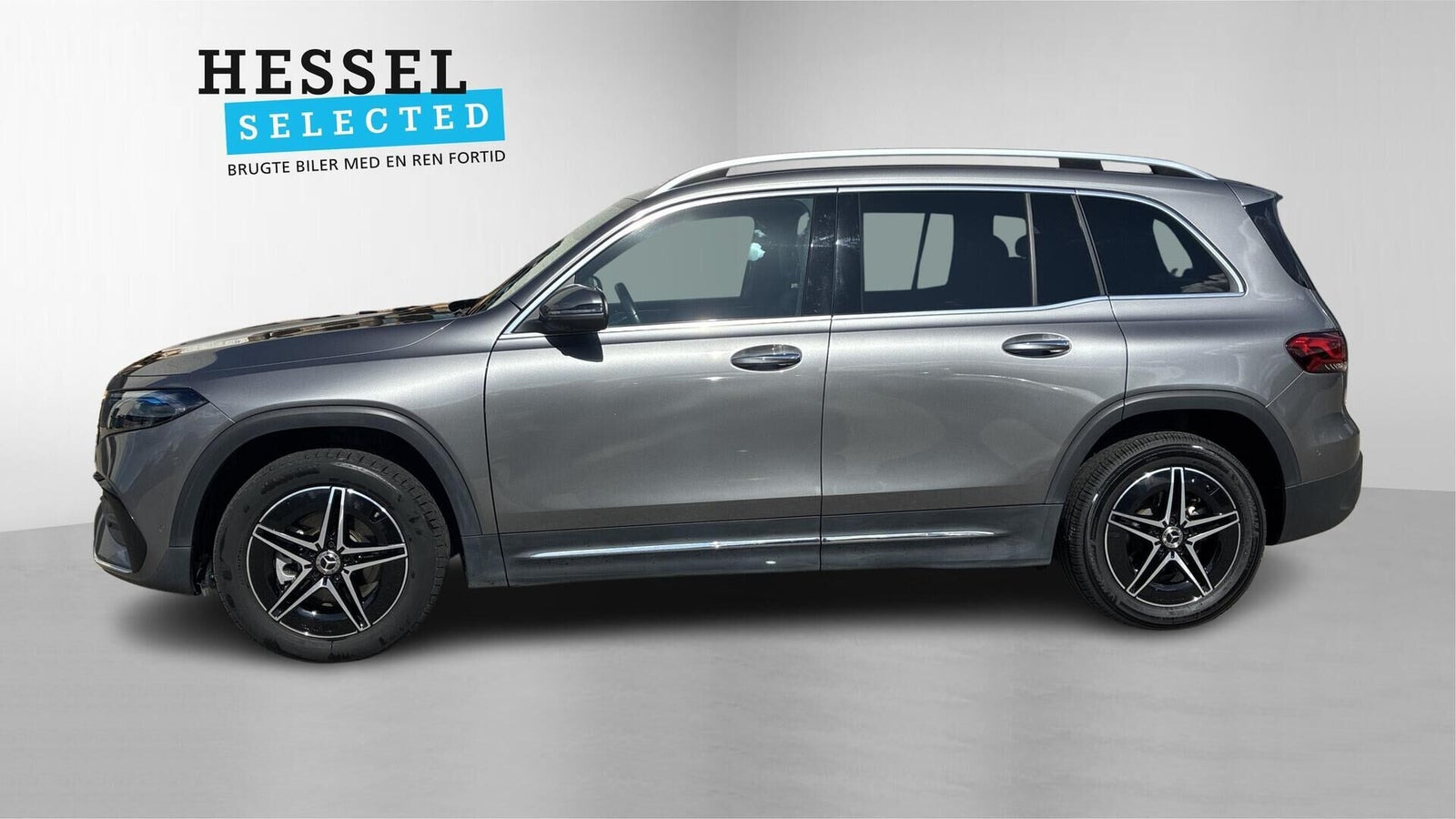 Grå Mercedes EQB350 fra 2023