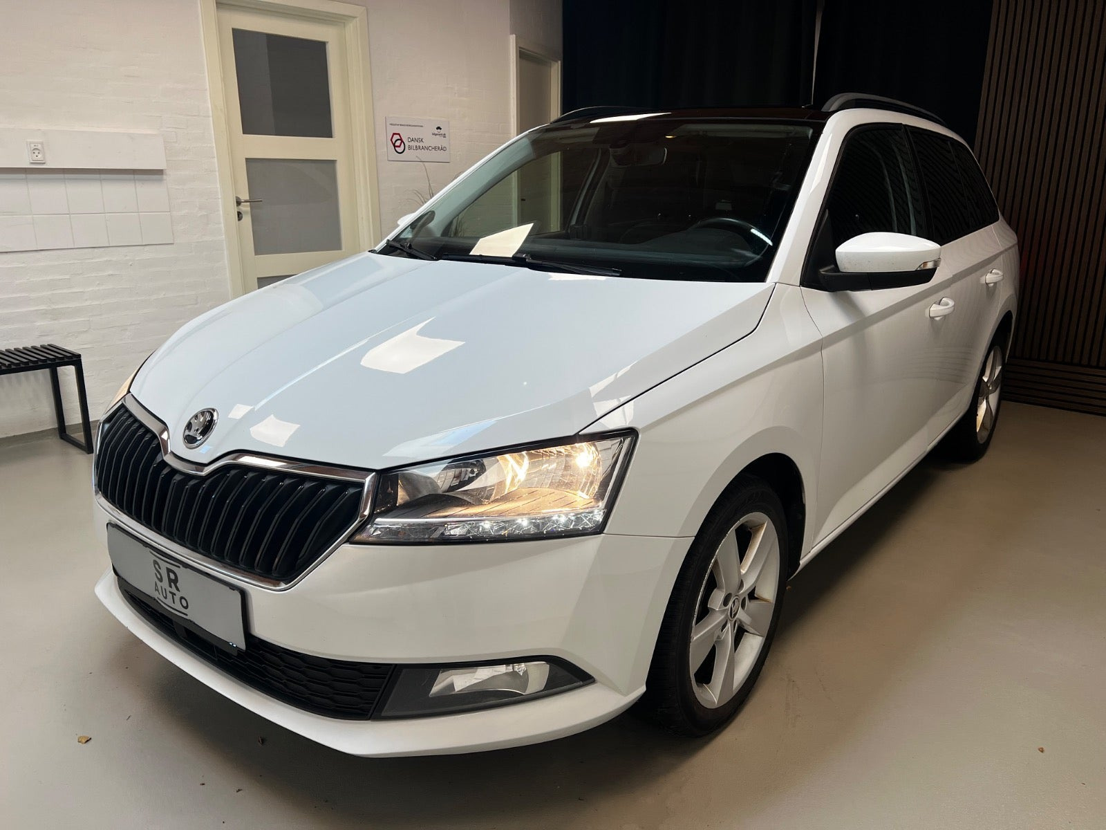 Hvid Skoda Fabia fra 2020