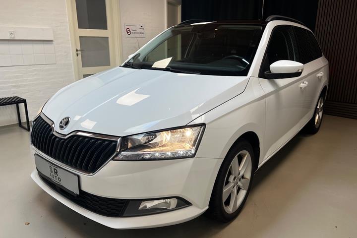 Hvid Skoda Fabia fra 2020