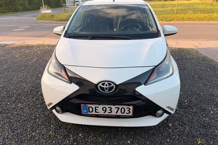 undefined Toyota Aygo fra 2015