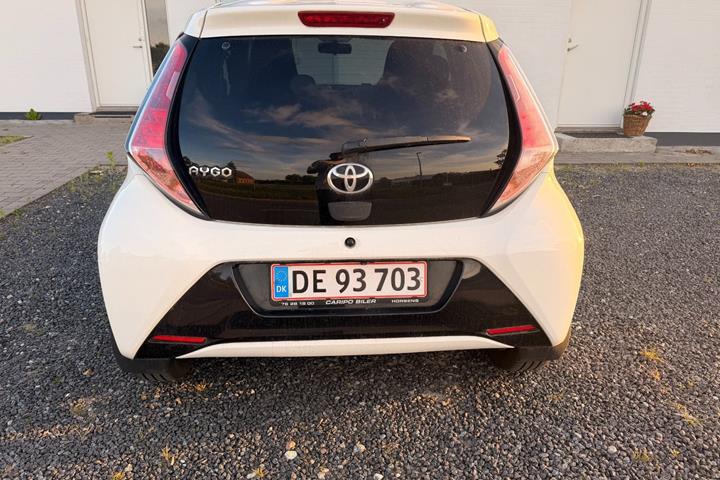 undefined Toyota Aygo fra 2015