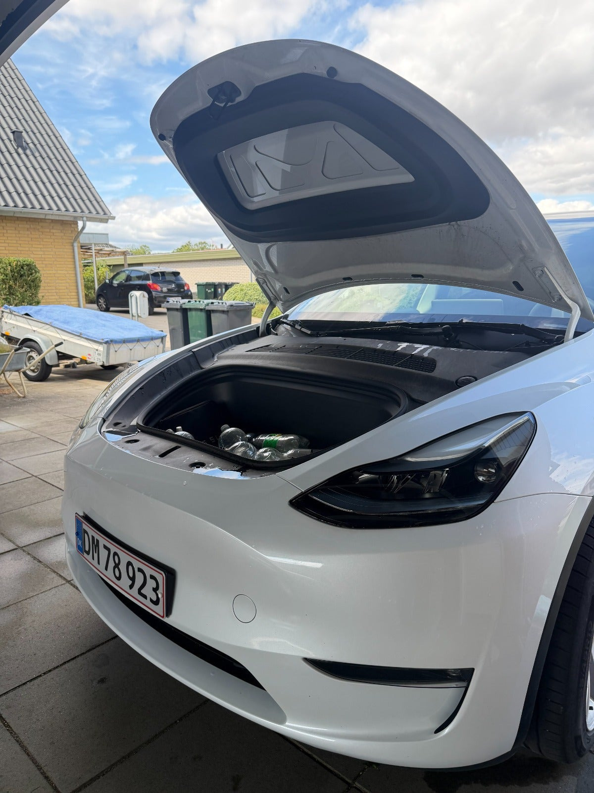 undefined Tesla Model Y fra 2023