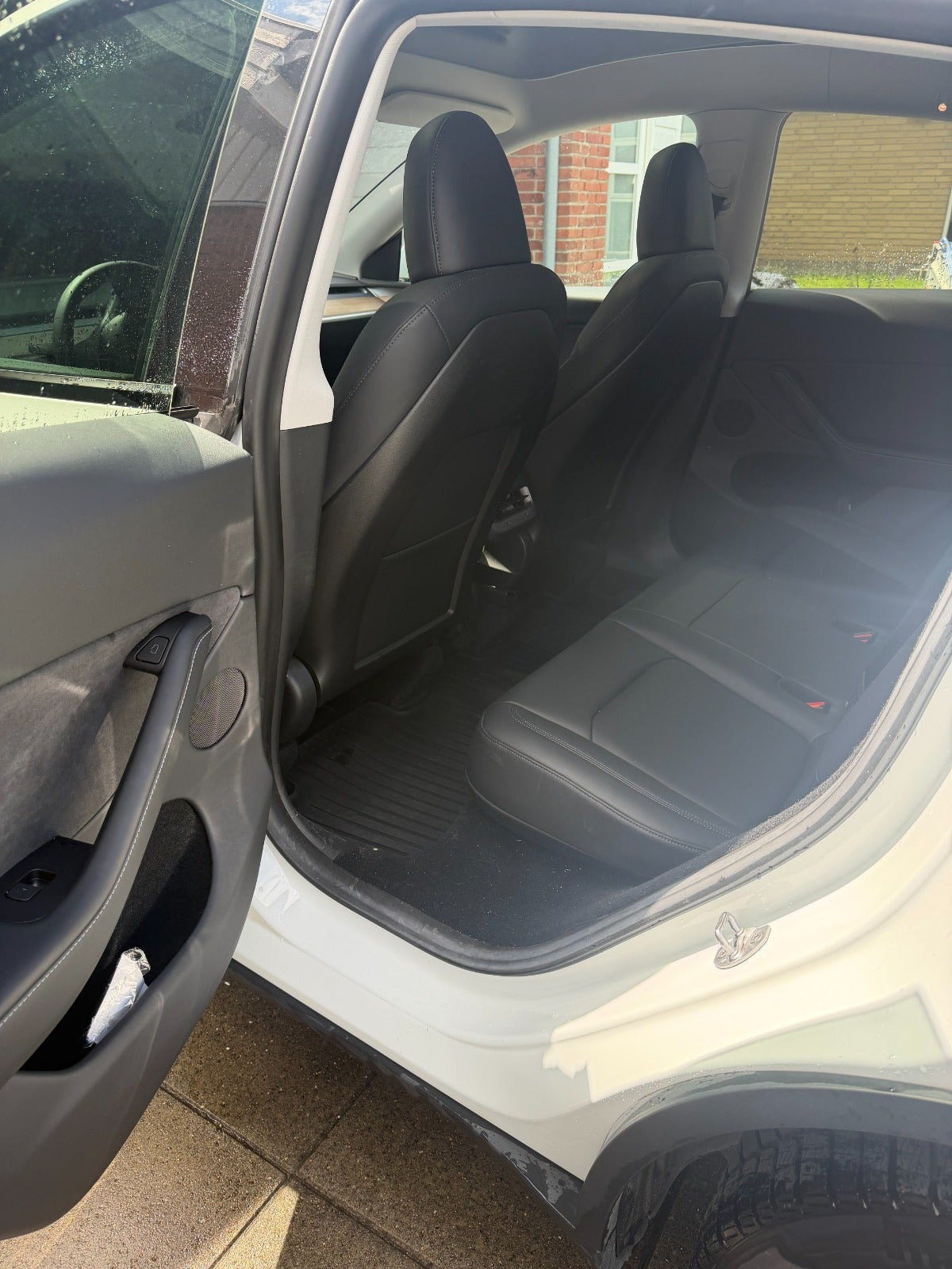 undefined Tesla Model Y fra 2023