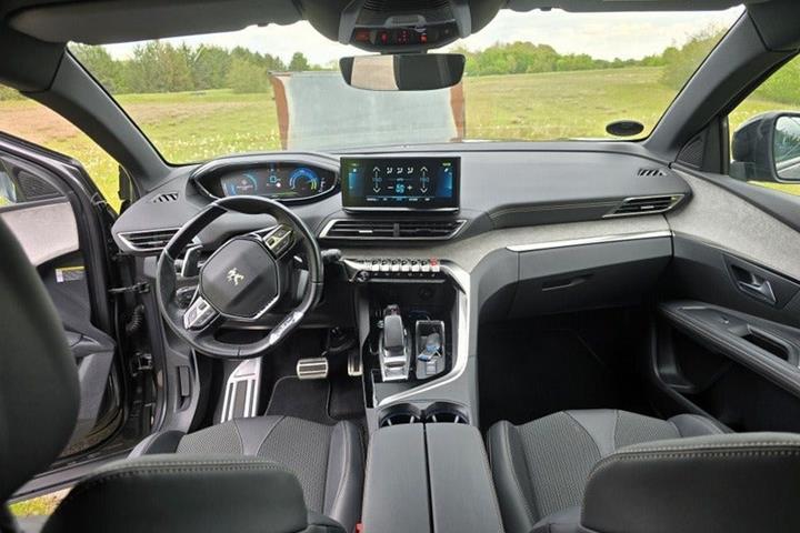Sort Peugeot 3008 fra 2022