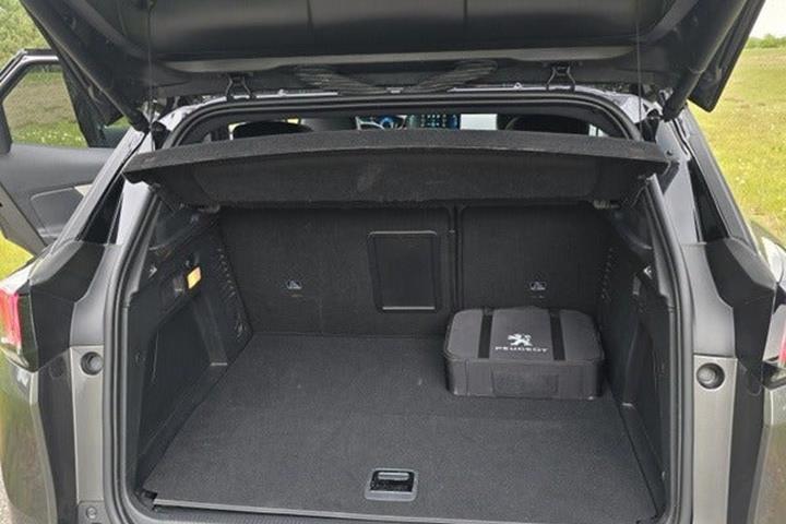 Sort Peugeot 3008 fra 2022
