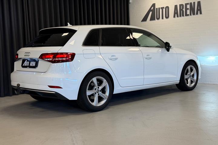 Hvid Audi A3 fra 2017