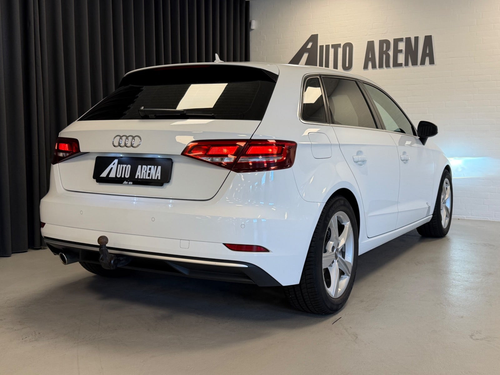 Hvid Audi A3 fra 2017