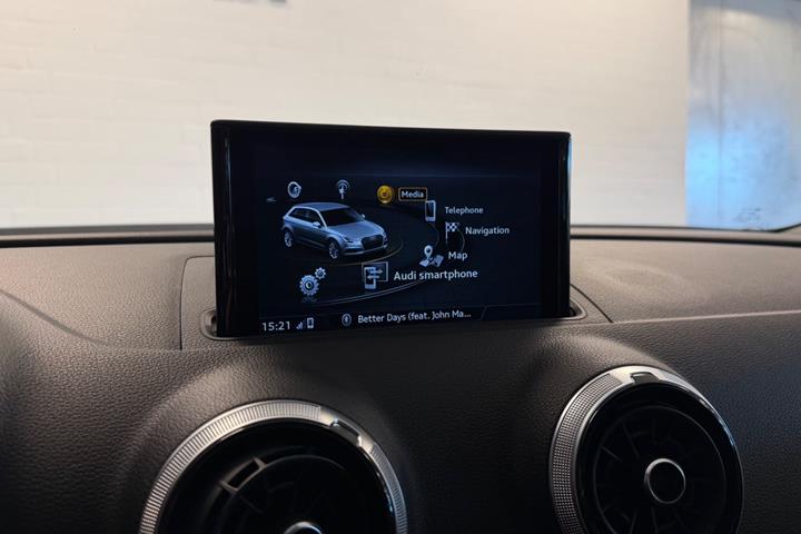 Hvid Audi A3 fra 2017