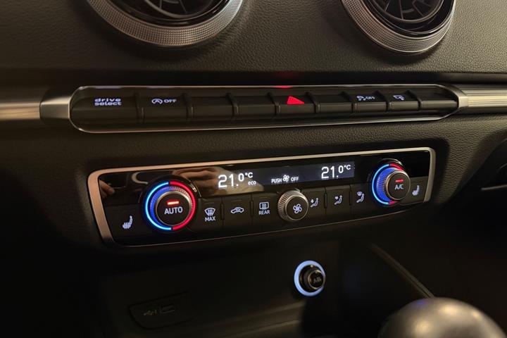 Hvid Audi A3 fra 2017
