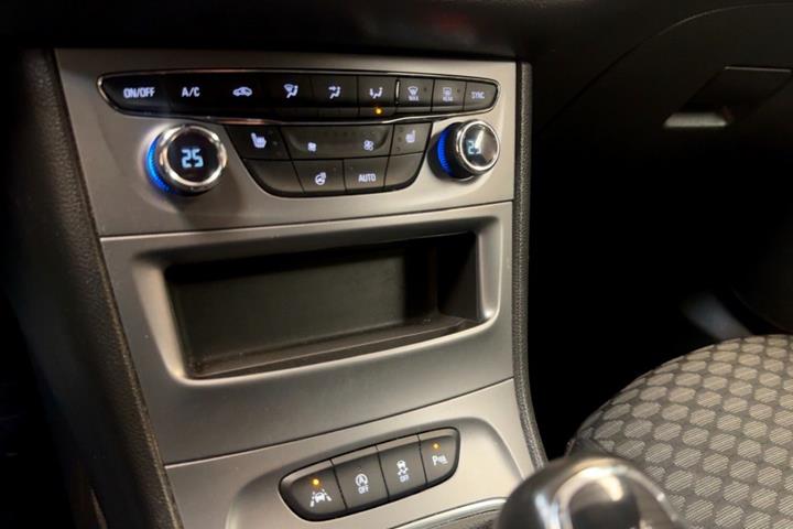 undefined Opel Astra fra 2019