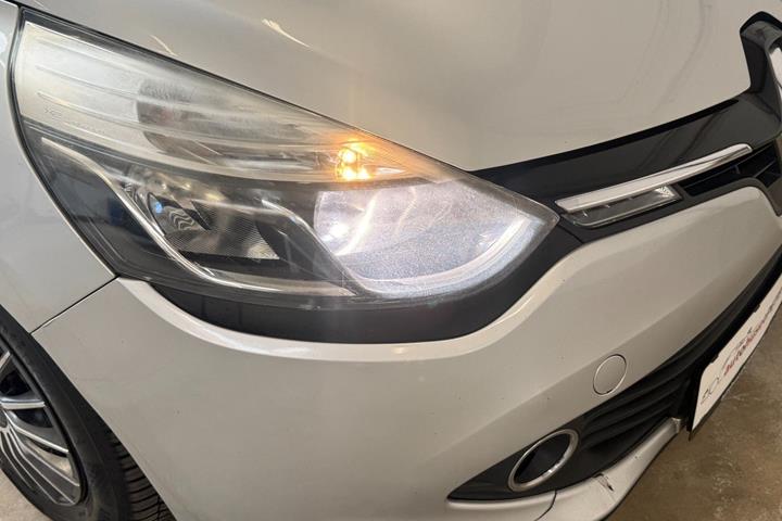 Sort Renault Clio IV fra 2015