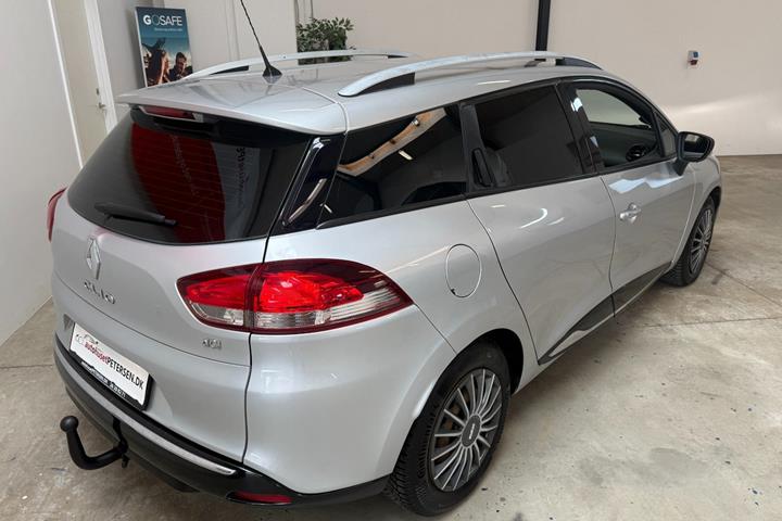 Sort Renault Clio IV fra 2015