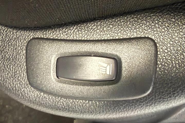 Sort Renault Clio IV fra 2015