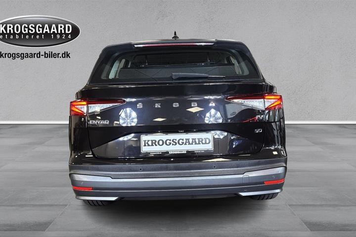 Sort Skoda Enyaq fra 2023