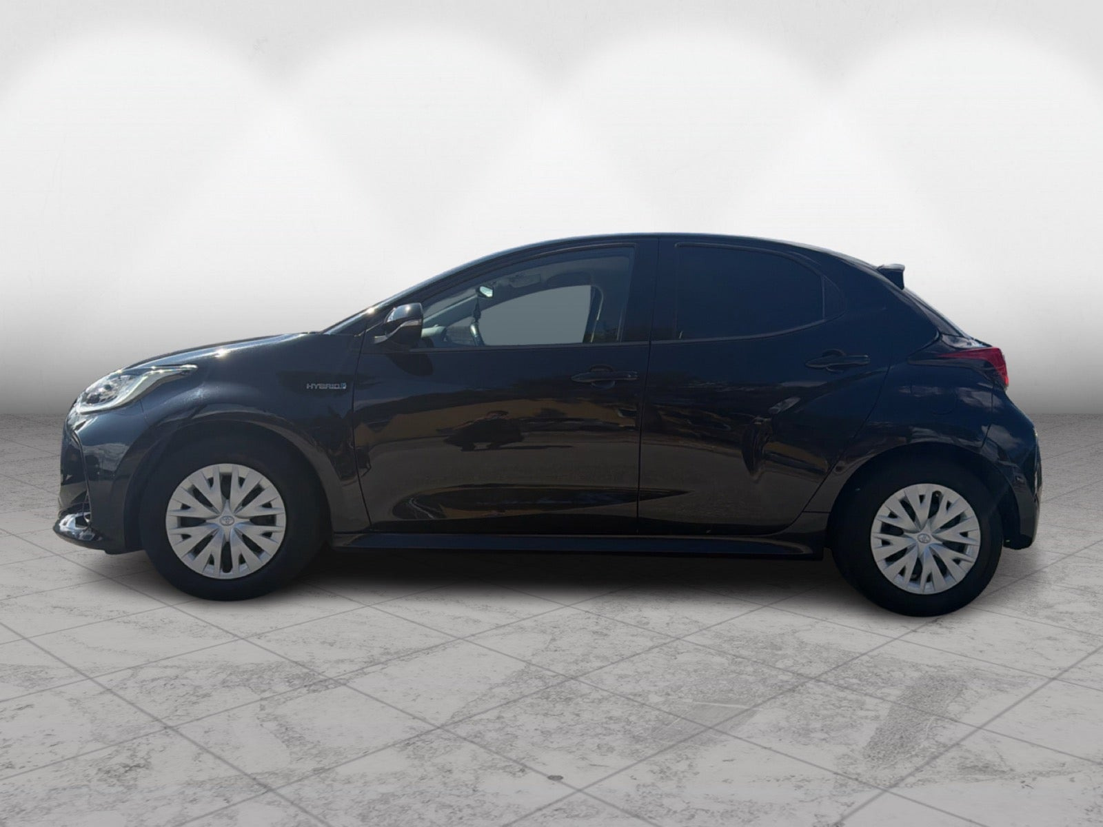 Sort Toyota Yaris fra 2020