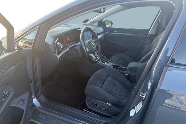 Sort VW Golf VIII fra 2021