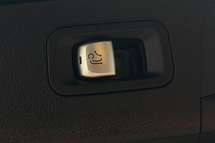 Sort Mercedes E43 fra 2017