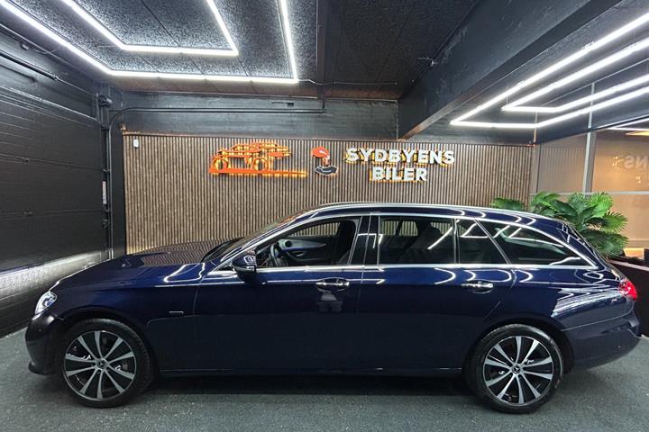 undefined Mercedes E300 de fra 2021