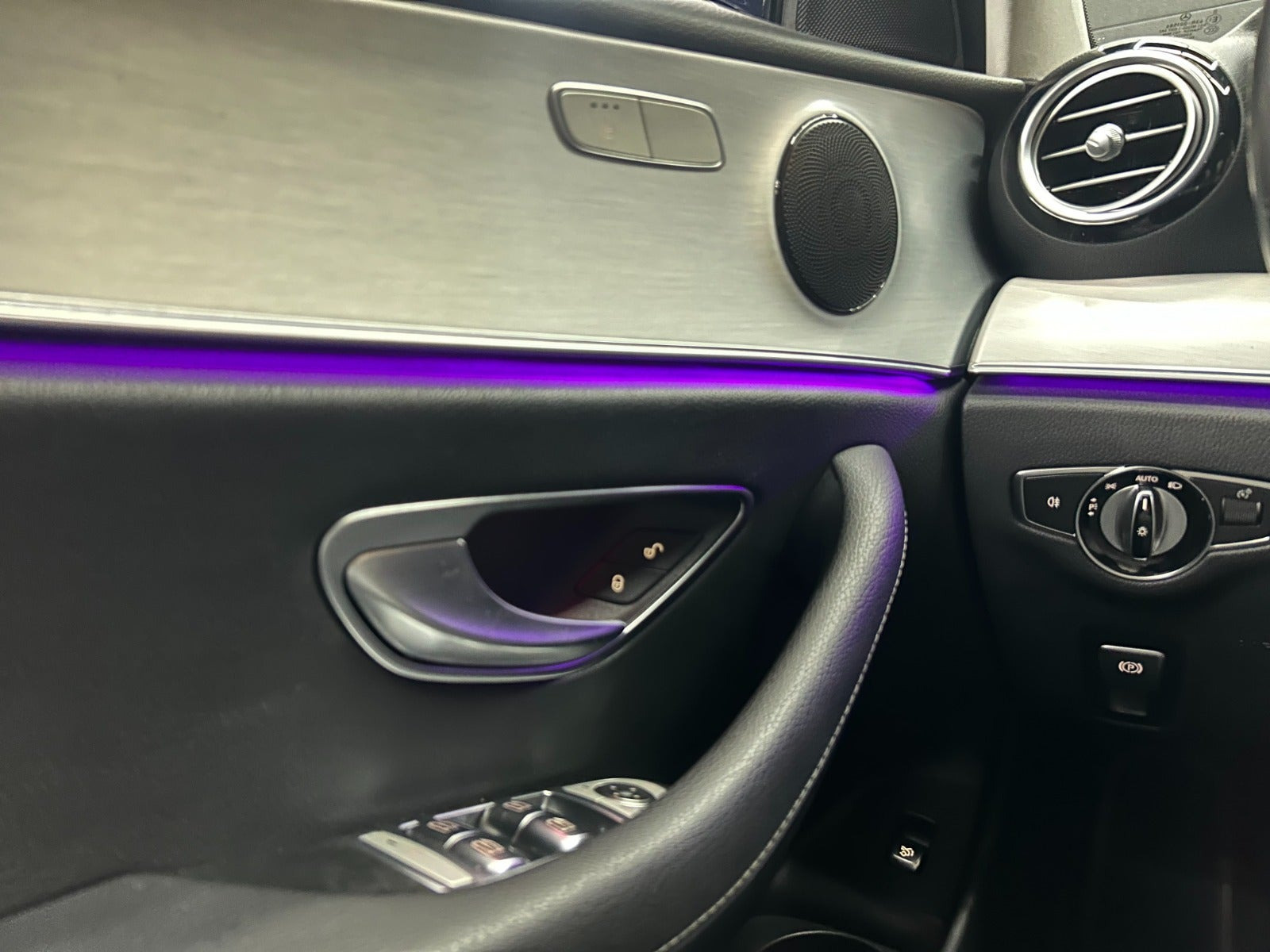 undefined Mercedes E300 de fra 2021
