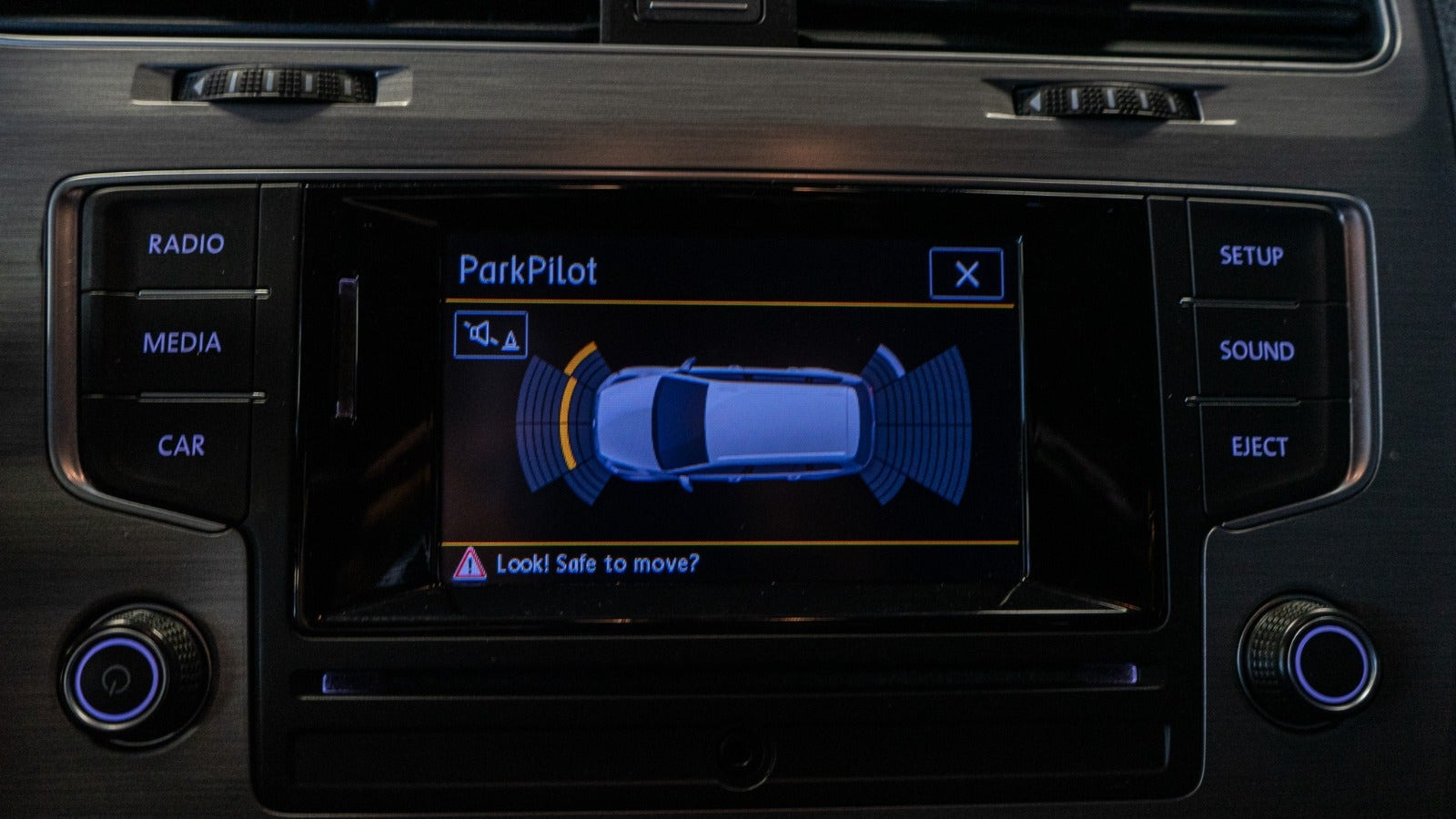 Sort VW Golf VII fra 2014