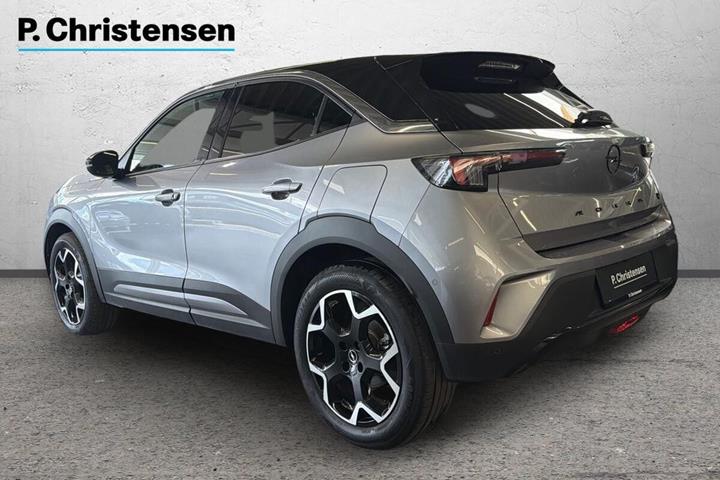 Grå Opel Mokka-e fra 2024