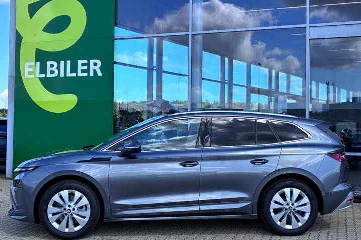 Grå Skoda Enyaq fra 2026