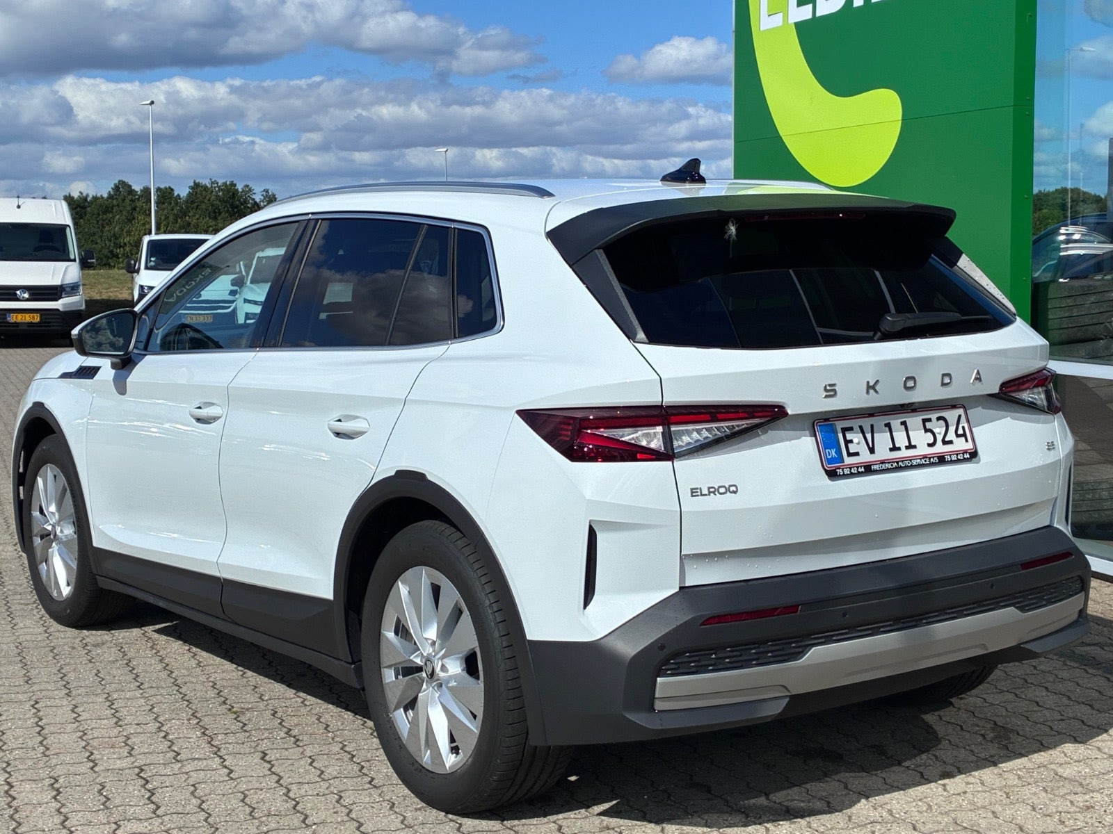 Hvid Skoda Elroq fra 2026