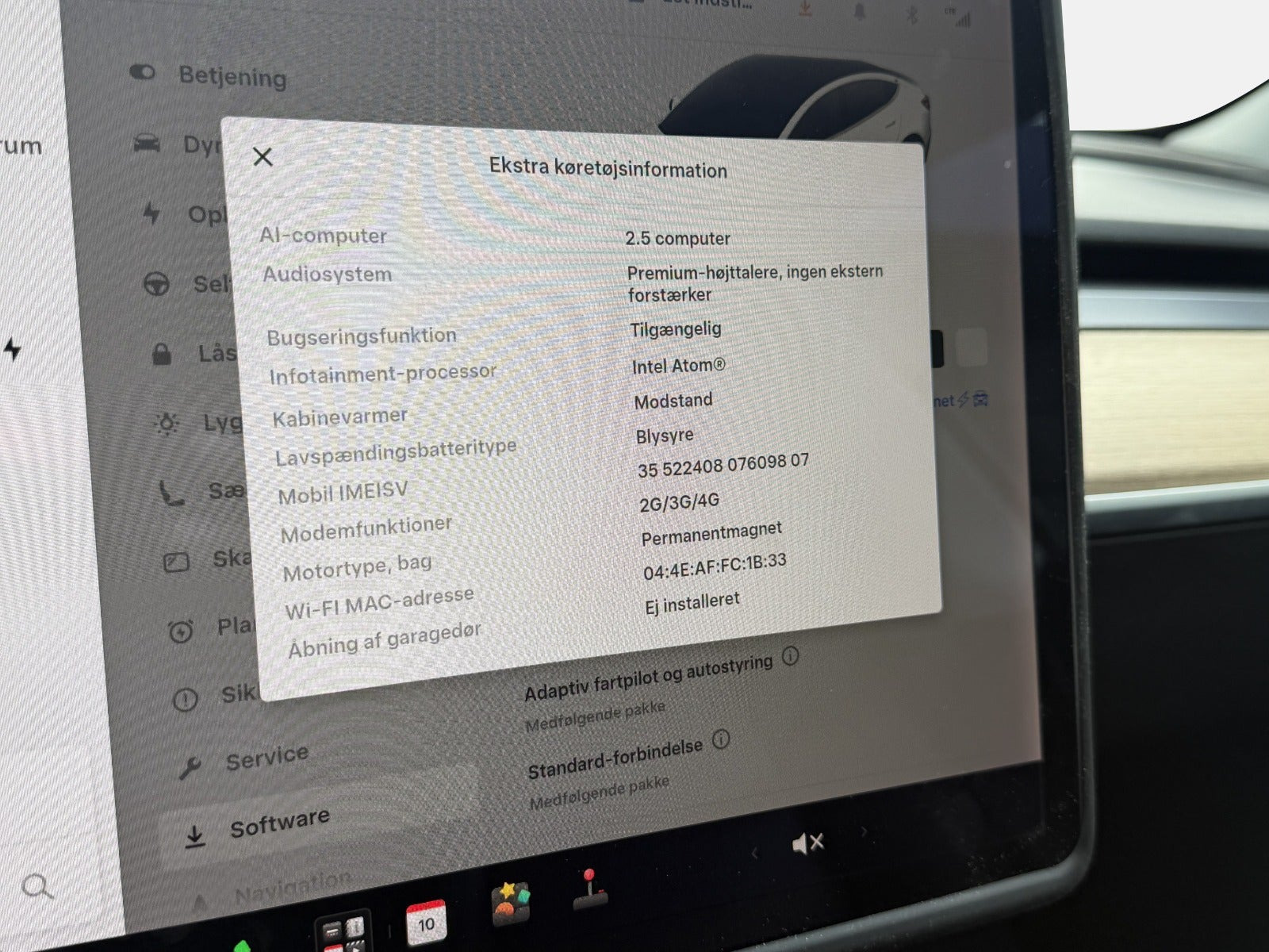 Hvid Tesla Model 3 fra 2019